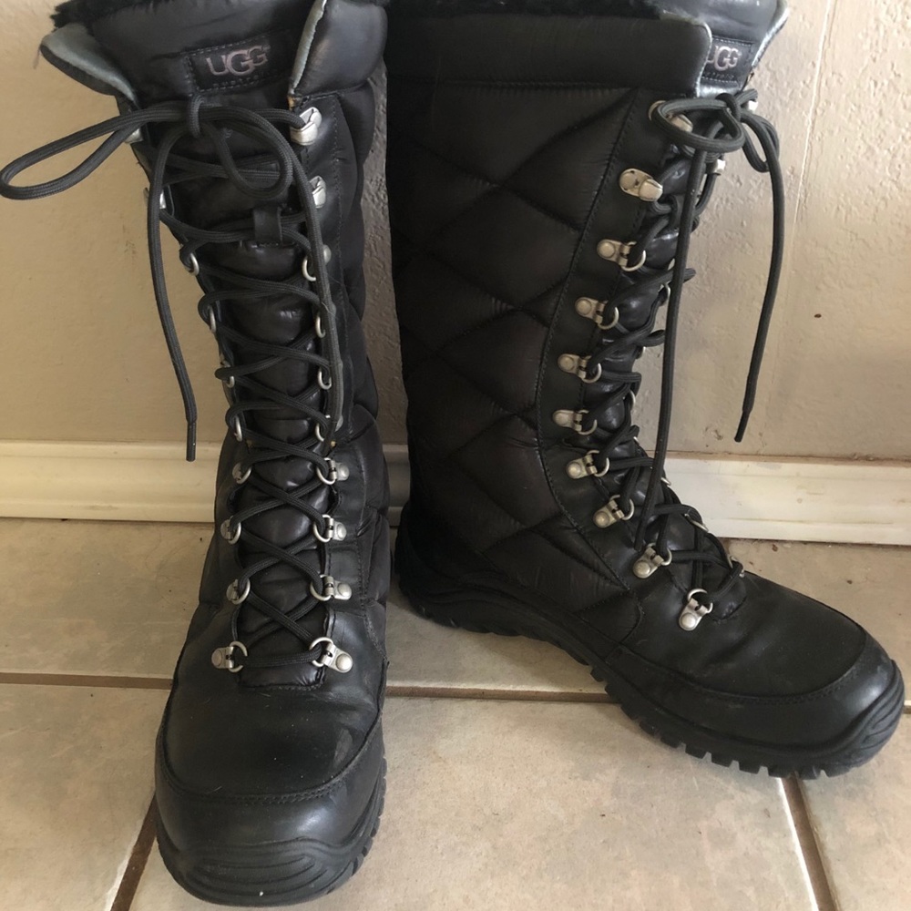 UGG Kintla Boots